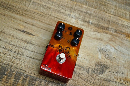 日出づるフィニッシュが施された、BJFEのレアモデル。SunRise OD！